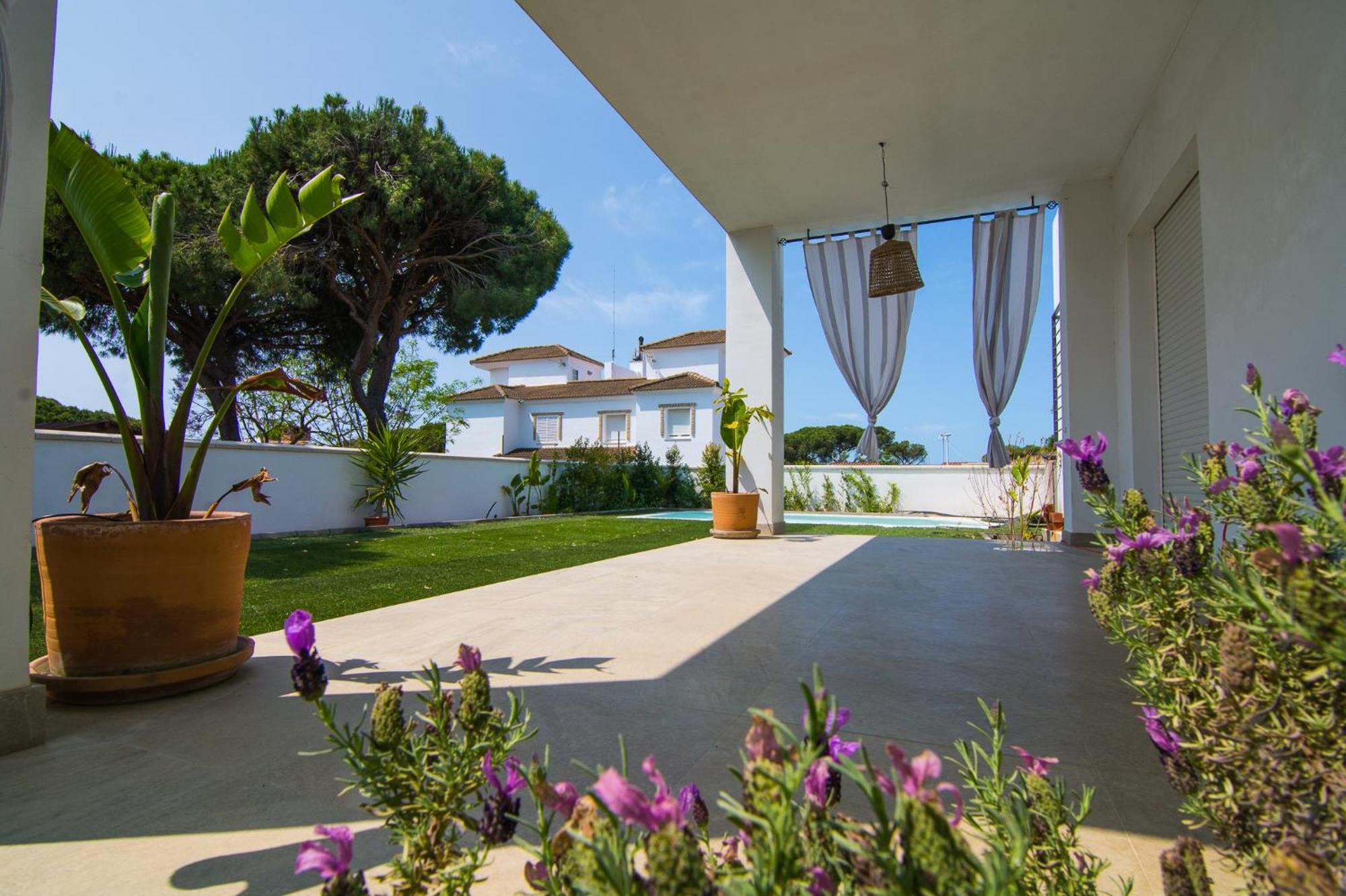 Chalet Individual En El Rompido Urb Urverosa Exterior photo